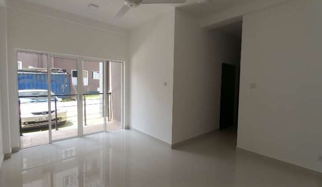 2 bed room apartment for rent in Athugiriya