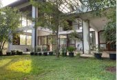 Super Luxurious Modern House for Sale in Athurigiriya