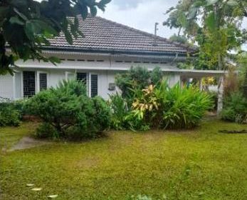 Panadura Town Land with house for sale