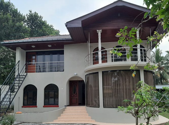 Two Story House for Sale in KOTIKAWATTA