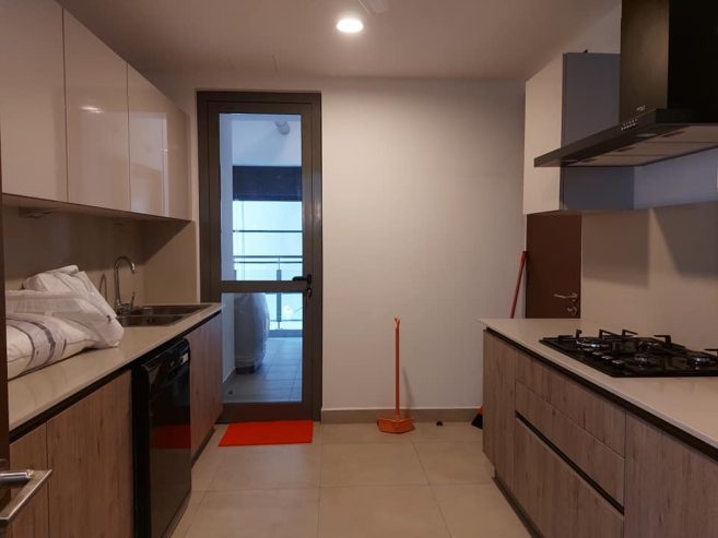 Luna tower – 03 Rooms Furnished Apartment for Sale