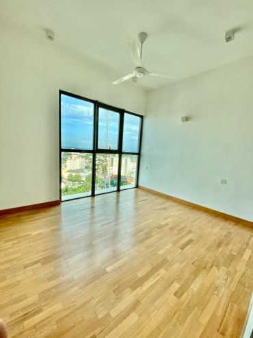 447 Luna Tower – 03 Rooms Furnished Apartment for Sale