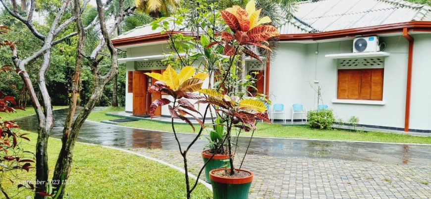 Muruthalawa Holiday Bungalow Property for Sale